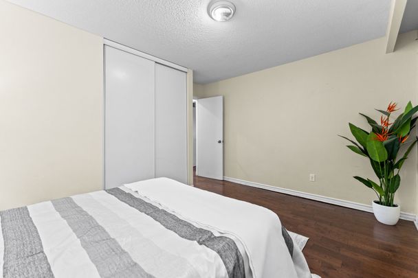 For Lease - 13 Linkdale Road, Brampton, Ontario - Photo 1