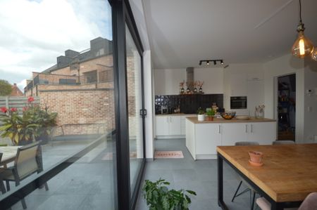 Modern glvl. app. met een bew. opp. van. 99m², te Tielen - Photo 2