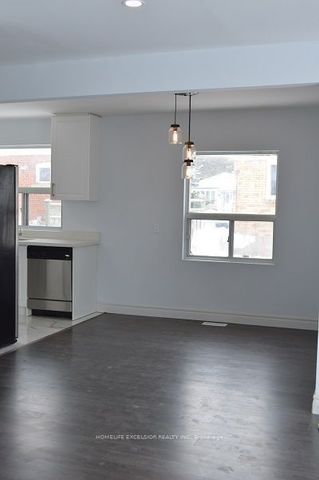 For Lease - 3 Strode Drive Unit# Main upper, Toronto, Ontario - Photo 4