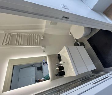 A LOUER 75016 RARIS STUDIO RUE DE LA POMPE - Photo 4