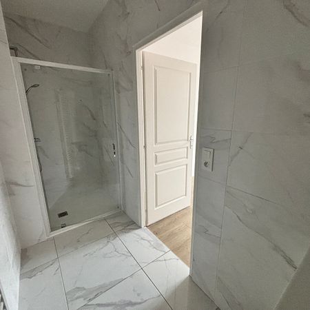 Location Appartement 2 pièces 40m² - Photo 4