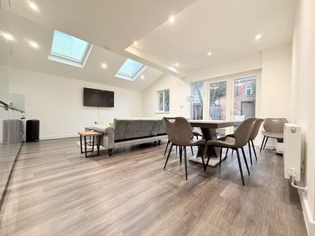 3 Bed Flat, Hendon, NW4 - Photo 3