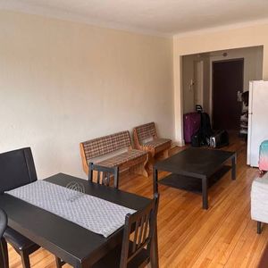 large, recently renovated 2 bedroom apartment - 1 decembre - Photo 2