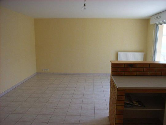 Location appartement t1 bis 2 pièces 44 m² à Luc-la-Primaube (12450) - Photo 1