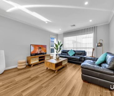 Modern 4-Bedroom Family Home for Rent ! - Photo 1