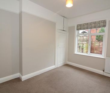 3 bedroom semi-detached bungalow to rent - Photo 6