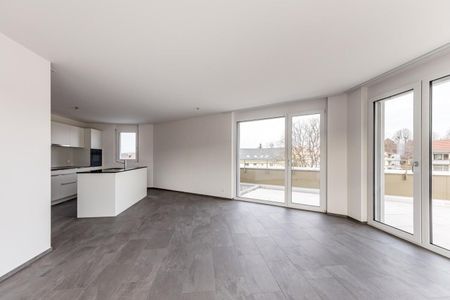 Modern 3.5-room attic apartment – “Kräuchi Areal” - Photo 2