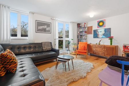 3 bedroom maisonette to rent - Photo 2