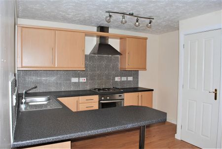 2 bedroom flat to rent - Photo 4