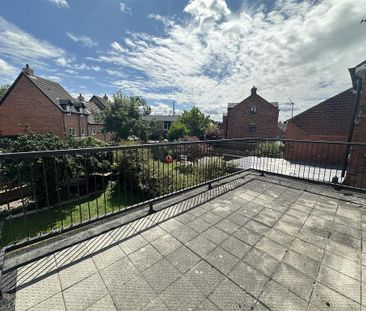 3 bedroom semi-detached house to rent - Photo 1