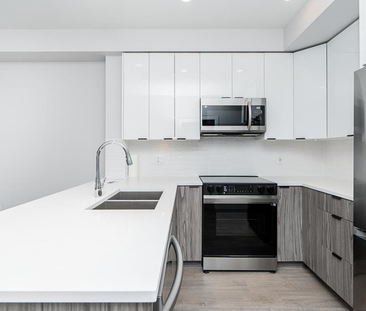 Brand New 1 Bed Condo With Underground Parking, Storage & Prime Loc... - Photo 1