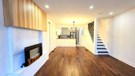 For Lease - 583 Old Weston Road, Toronto, Ontario - Photo 2
