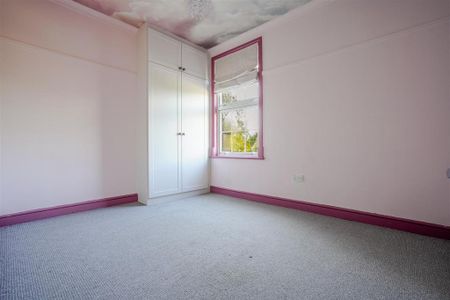 5 bedroom semi-detached house to rent - Photo 5