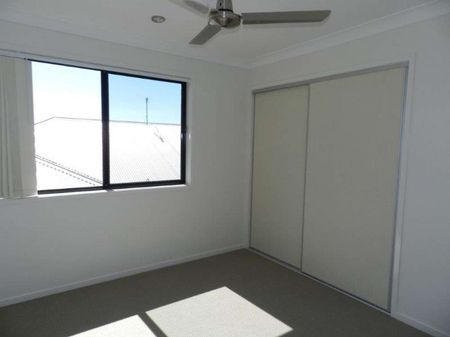 MODERN TWO STOREY HOUSE IN SOUGHT AFTER ESTATE - Photo 3