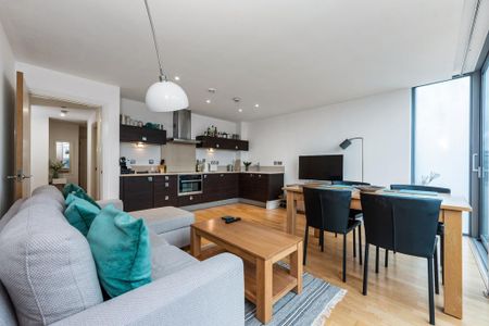 1 bedroom flat to rent - Photo 2