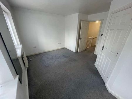 Kesteven Road, West Bromwich, B71 - Photo 4