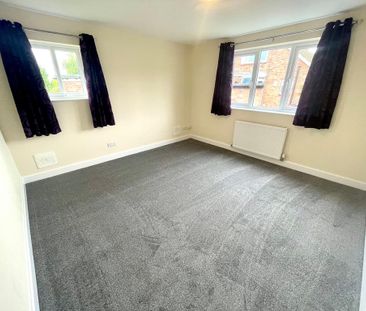 2 bedroom bungalow to rent - Photo 2