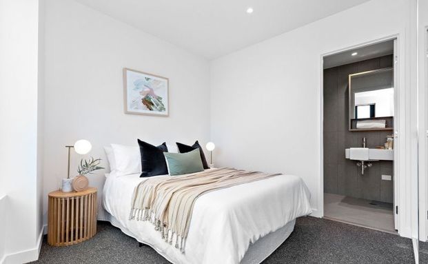 2-BED 2-BATH NOT FURNISHED - Photo 1