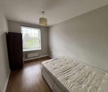 4 Bed Flat, Sandon House, SW2 - Photo 4
