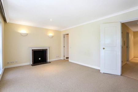 5 bedroom townhouse to rent - Photo 2