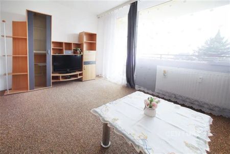 Pronájem prostorného bytu 4+1 s lodžií, 88 m - Photo 2