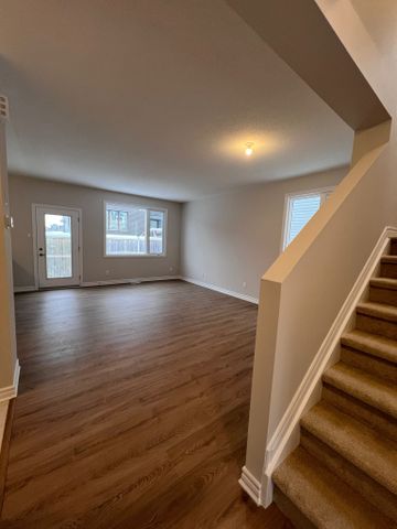 For Lease - 153 RYAN REYNOLDS Way, Orleans - Convent Glen and Area, Ontario - Photo 3