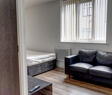 Studio to rent - Photo 5