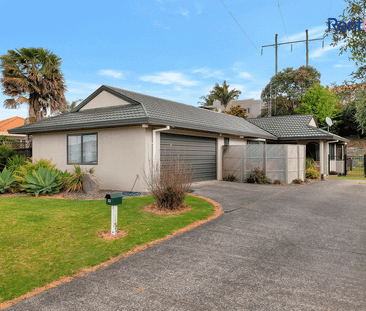 19 Oleander Lane, Mount Maunganui - Photo 1