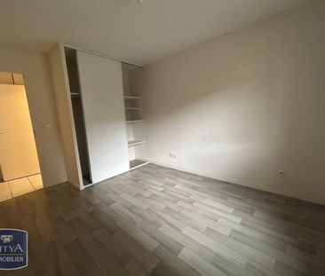 Location Appartement 2 pièces 46m² LE TRAIT 76580 - Photo 2