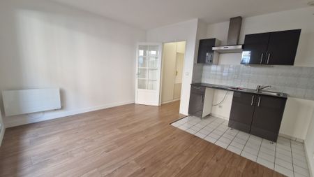 Location Appartement 1 pièce 23m² NOGENT SUR MARNE 94130 - Photo 2