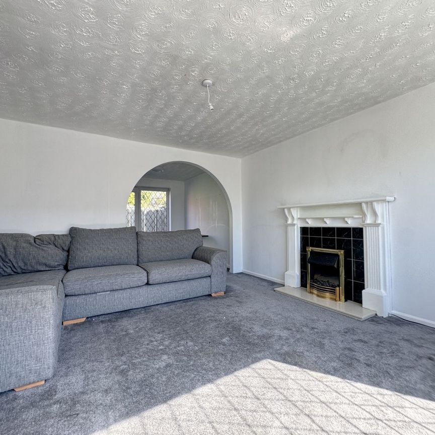 3 Bedroom - Photo 1