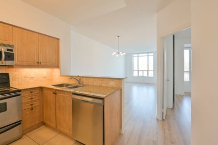 For Lease - 451 Rosewell Avenue Unit# 407, Toronto, Ontario - Photo 5