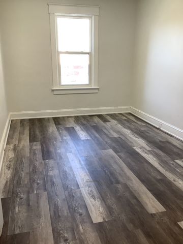 For Lease - 90 Kent Street Unit# 4, Norfolk, Ontario - Photo 3