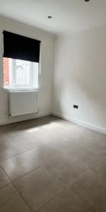 Linden Place - Photo 4