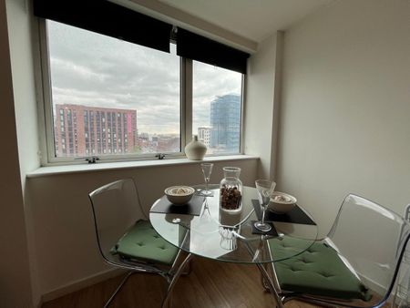1 Bed Flat, Marco Island, NG1 - Photo 5