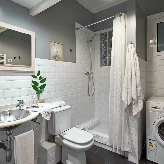 Carrer de Londres, Barcelona, Catalonia 08029 - Photo 1