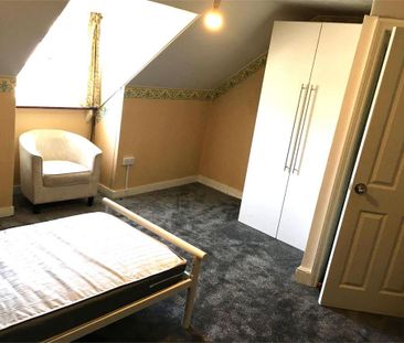 6 bedroom terraced house to rent - Photo 2