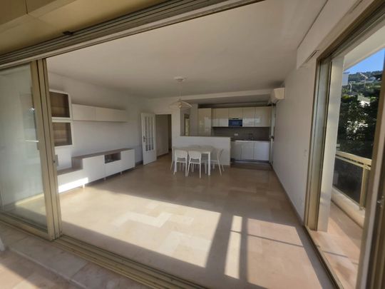 Location Appartement 3 pièces 66m² CANNES 06400 - Photo 1