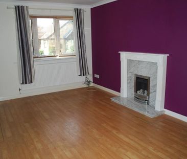 2 bed terraced house to rent in NE31 - Photo 2