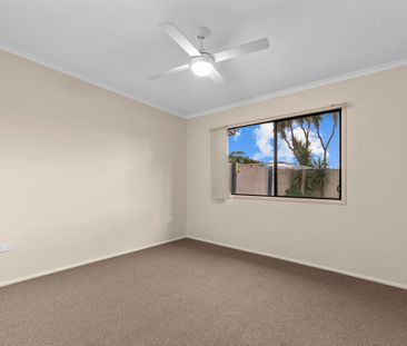 Coastal Living in Popular Location - Photo 3