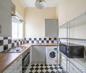 1 bedroom flat to rent - Photo 6