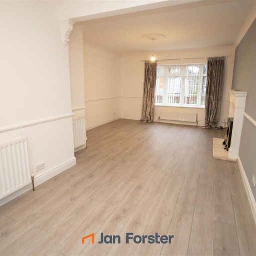 3 Bedroom House - Photo 1