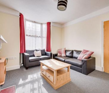 5 bedroom house to rent - Photo 2