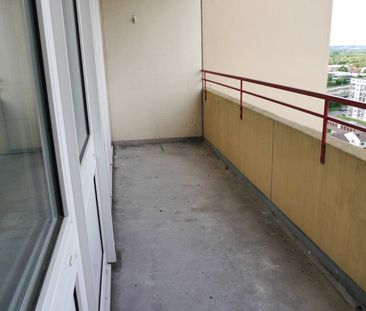 ﻿Schöne 2-Zimmer-Wohnung mit Skyline-Blick in Maintal-Bischofsheim ... - Photo 1