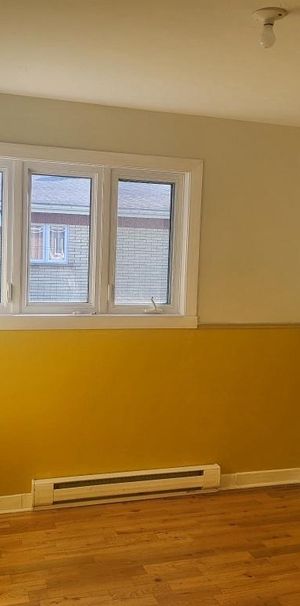 5 1/2 à louer - Photo 1