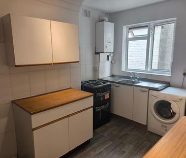 4 bedroom bungalow to rent - Photo 3