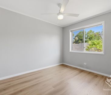 Moden and Spacious Family Home - Photo 3