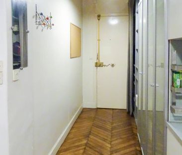 Logement à Paris, Location meublée - Photo 4