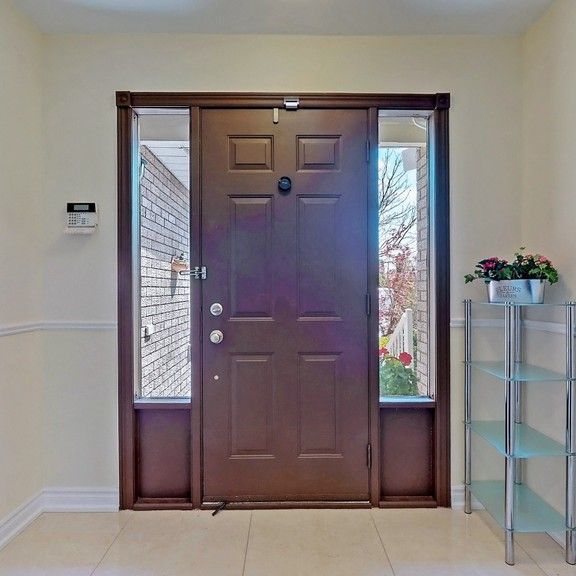 For Lease - 95 Lensmith Drive Unit# Main and upper floor, Aurora, Ontario - Photo 1