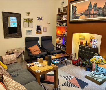 1 bedroom Flat To Let - Photo 1